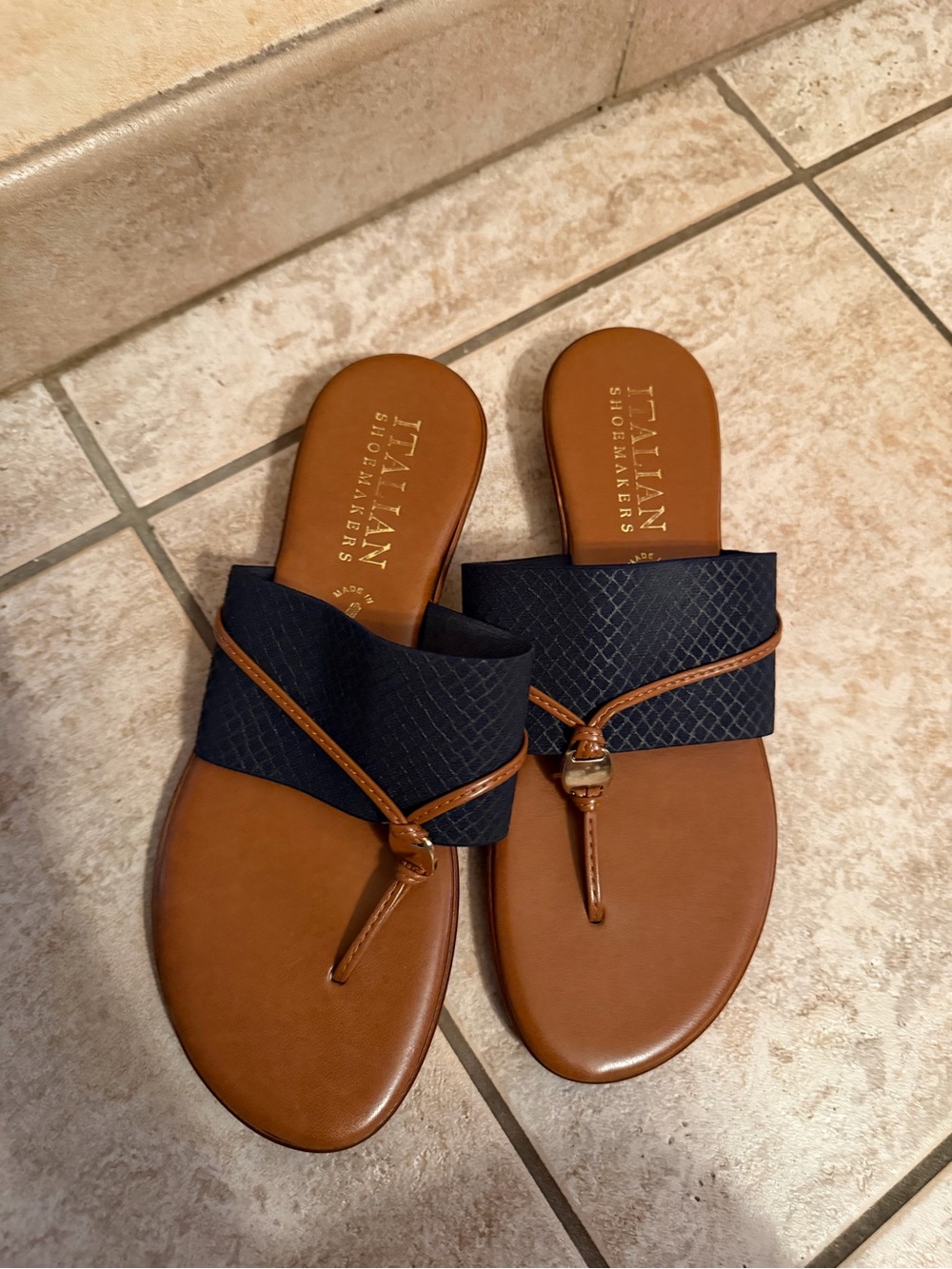 Italian Shoemakers Brown and Navy Leather Slide Sandals size 8